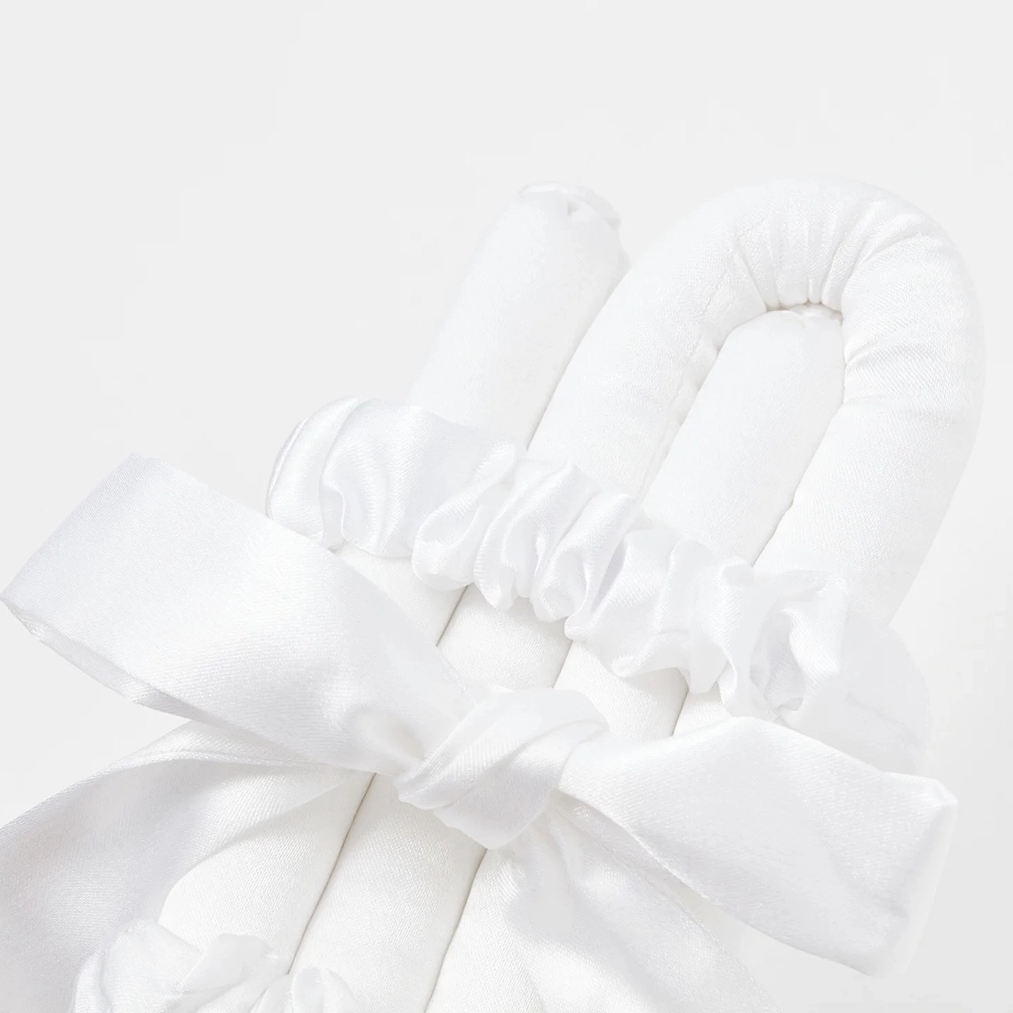 Мягкие бигуди "Комплект jillas mini elegant белый" по цене ₽1,590 для волос От плеч до пояса