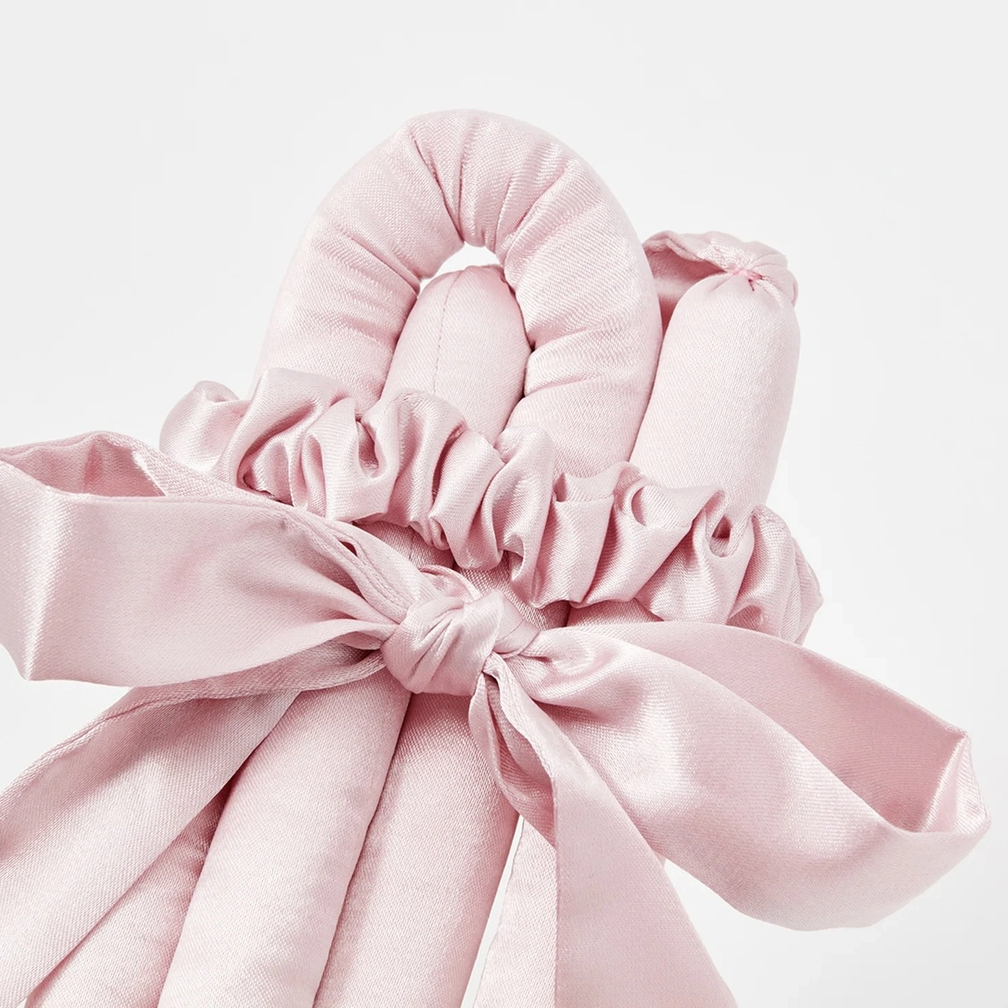 Мягкие бигуди "Комплект jillas mini elegant светло-розовый" по цене 1&nbsp;590 ₽ для волос От плеч до пояса