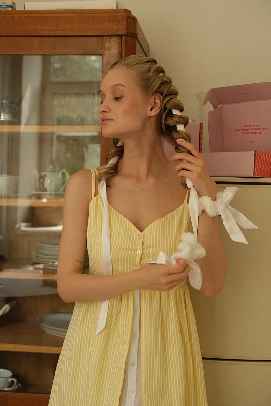 Мягкие бигуди из лебяжего пуха "Набор jillas mini elegant белый" по цене 1&nbsp;590 ₽, размеры 215х175х75, для волос От плеч до пояса