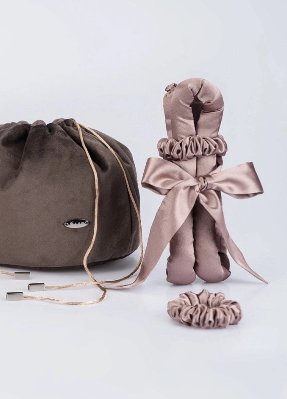 Мягкие бигуди из лебяжего пуха "Набор jillas for sleep, капучино" по цене 2&nbsp;990 ₽, размеры 215х175х75, для волос От плеч до пояса