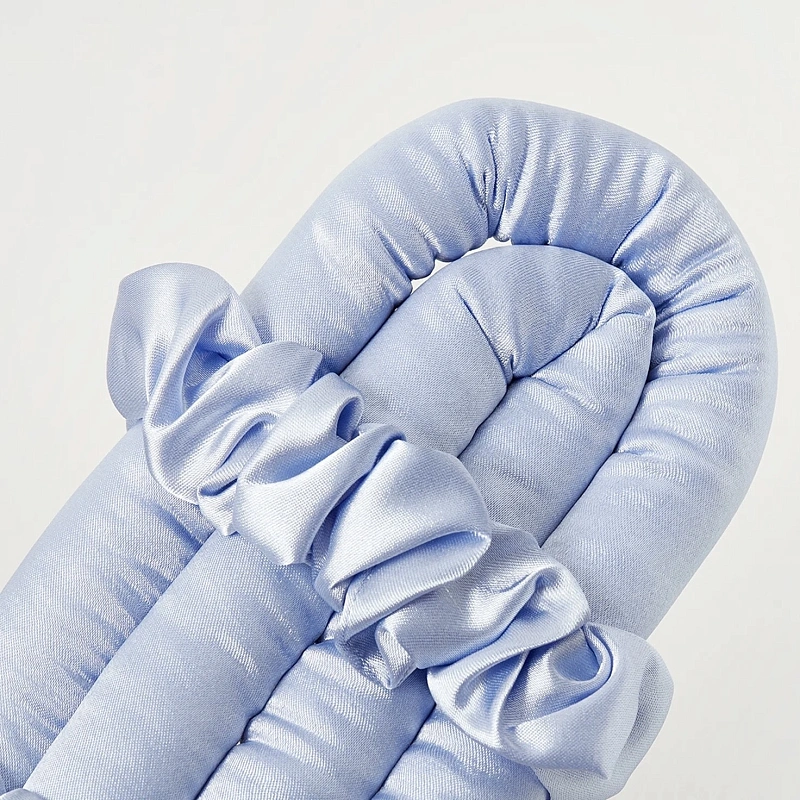 Мягкие бигуди из лебяжего пуха "Комплект jillas classic голубой" по цене 1&nbsp;390 ₽, размеры 255х105х50, для волос От лопаток до пояса