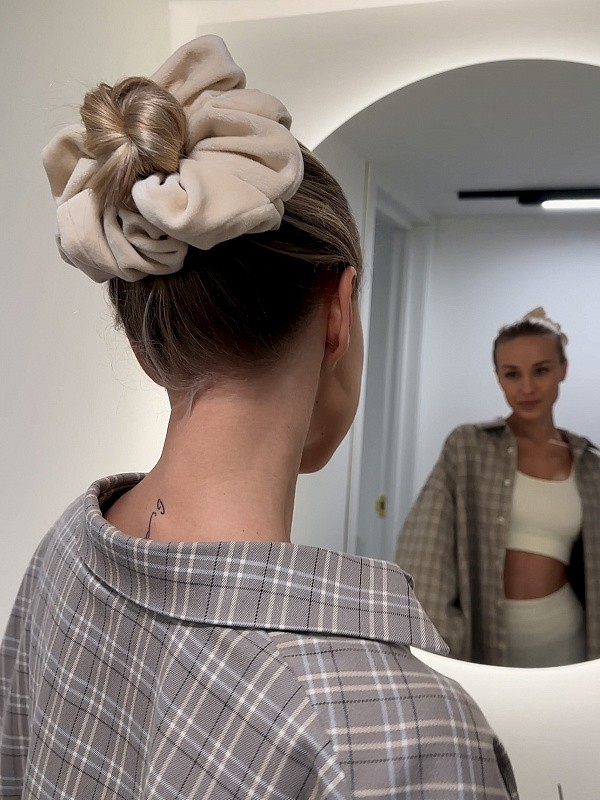 Резинка для волос jillas из велюра, L, бежевый