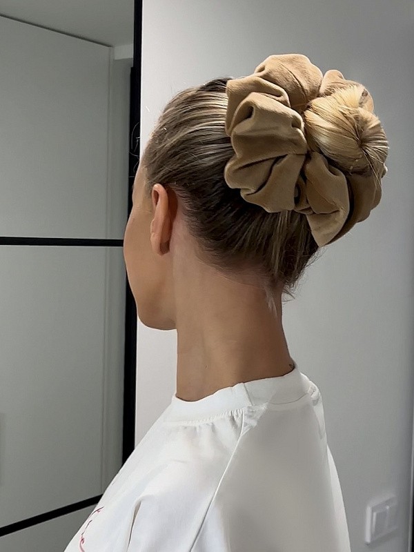 Резинка для волос jillas из велюра, L, светло-коричневый