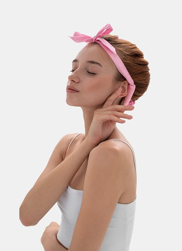 Мягкие бигуди из лебяжего пуха "Комплект jillas mini elegant розовый" по цене 1&nbsp;590 ₽, размеры 235х85х40, для волос От плеч до пояса