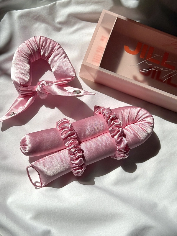 Мягкие бигуди из лебяжего пуха "Комплект jillas unicorn (34/420), розовый" по цене 1&nbsp;990 ₽, размеры 255х105х50, для волос От лопаток до пояса