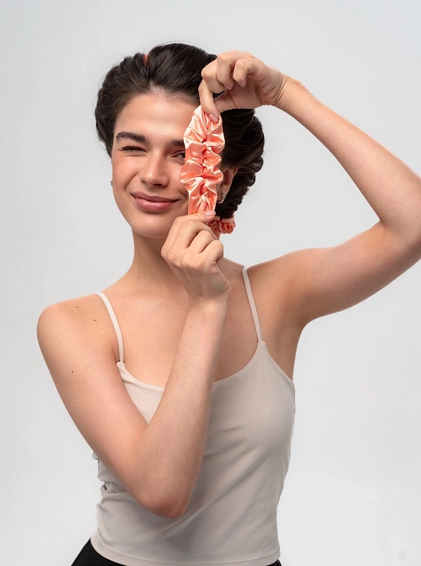 Мягкие бигуди из лебяжего пуха "Комплект jillas mini персиковый" по цене ₽1,390, размеры , для волос От плеч до пояса