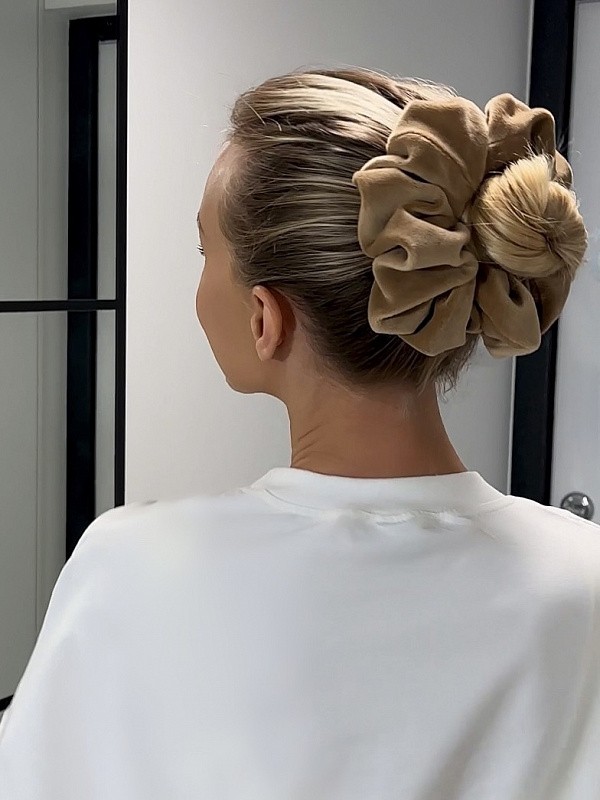 Резинка для волос jillas из велюра, L, светло-коричневый