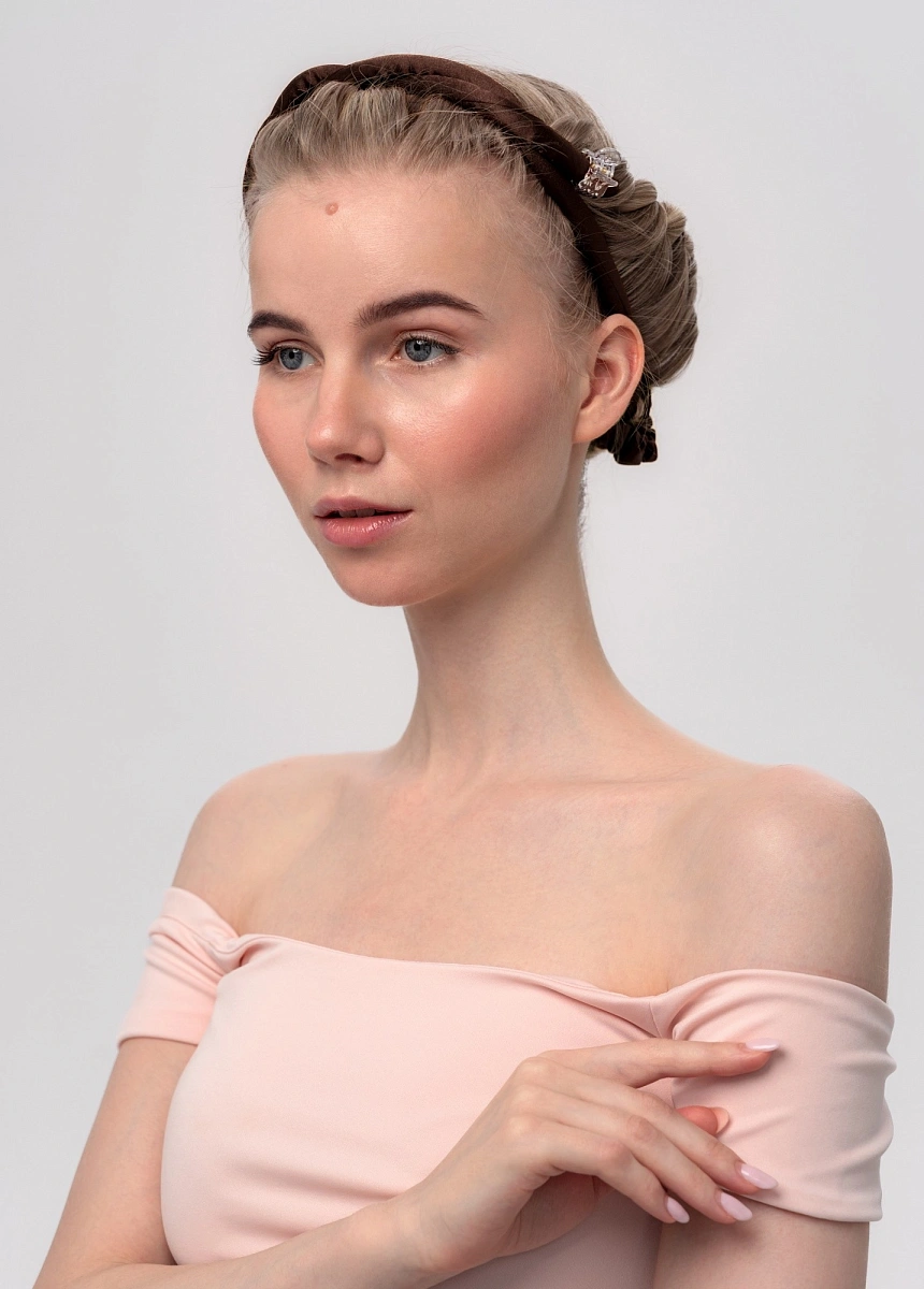 Мягкие бигуди "Комплект jillas slim коричневый" по цене 1&nbsp;390 ₽ для волос От каре до пояса