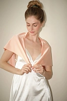 Персиковый