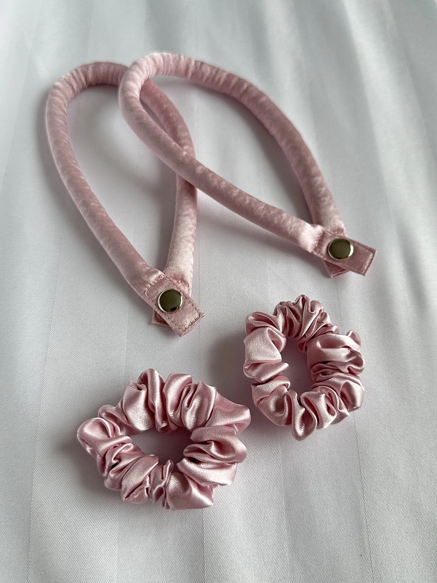 Мягкие бигуди "Комплект jillas slim compact 2.0, светло-розовый" по цене 1 890 ₽ для волос От каре до пояса