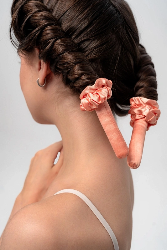 Мягкие бигуди из лебяжего пуха "Комплект jillas mini персиковый" по цене ₽1,390, размеры , для волос От плеч до пояса