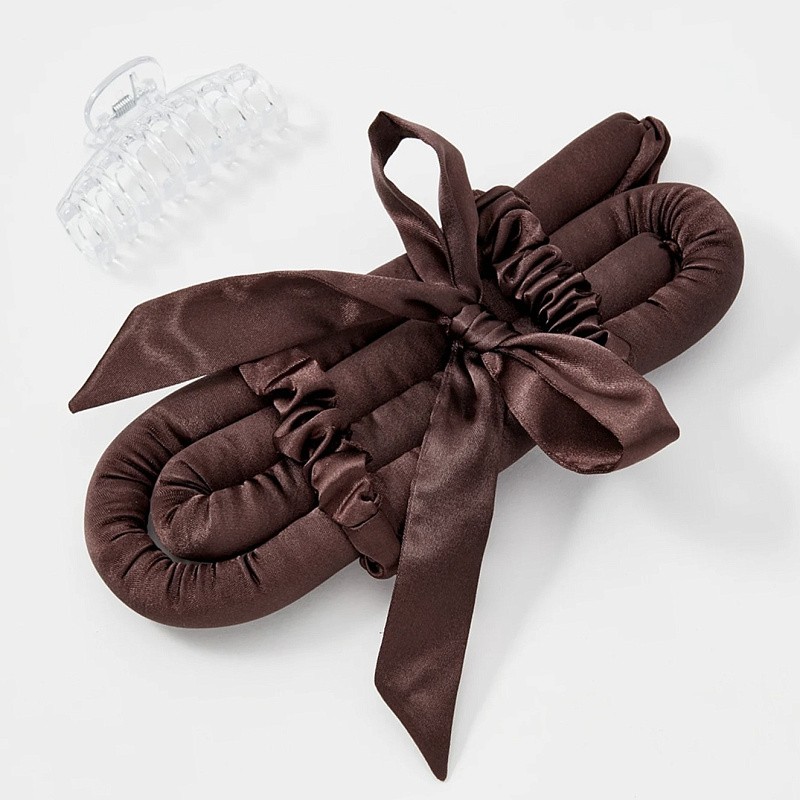 Мягкие бигуди из лебяжего пуха "Комплект jillas mini elegant коричневый" по цене 1&nbsp;590 ₽, размеры 235х85х40, для волос От плеч до пояса