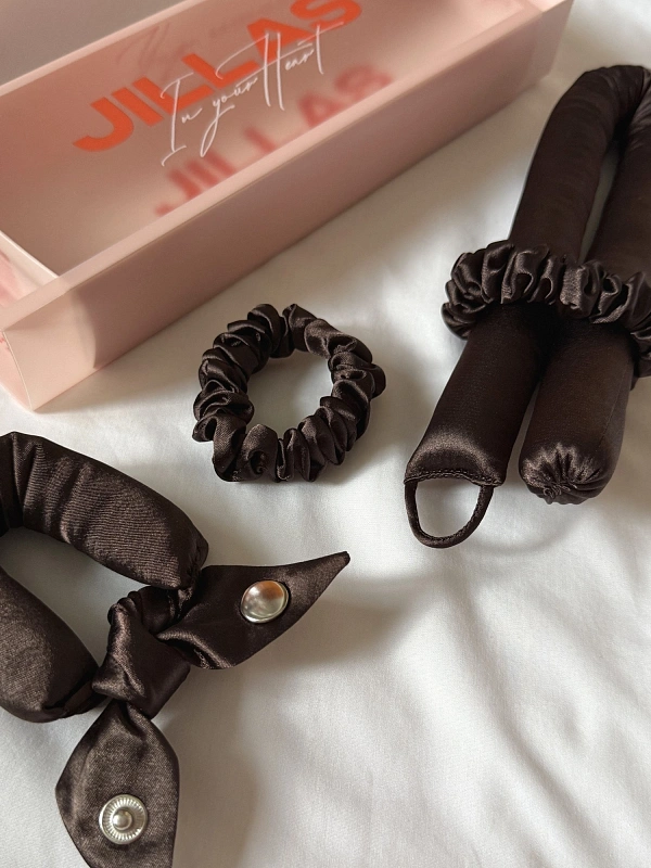 Мягкие бигуди из лебяжего пуха "Комплект jillas unicorn (23/420), коричневый" по цене 1&nbsp;790 ₽, размеры 255х105х50, для волос От лопаток до пояса