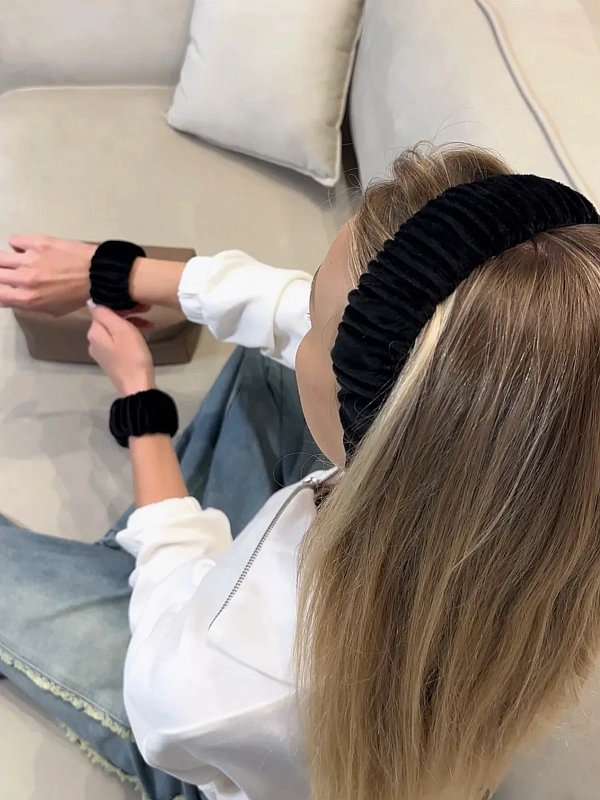 Набор повязок для умывания jillas из велюра, черный, 4,5 см - аксессуар для локонов по цене 1&nbsp;290 ₽, материал Синтетическая ткань