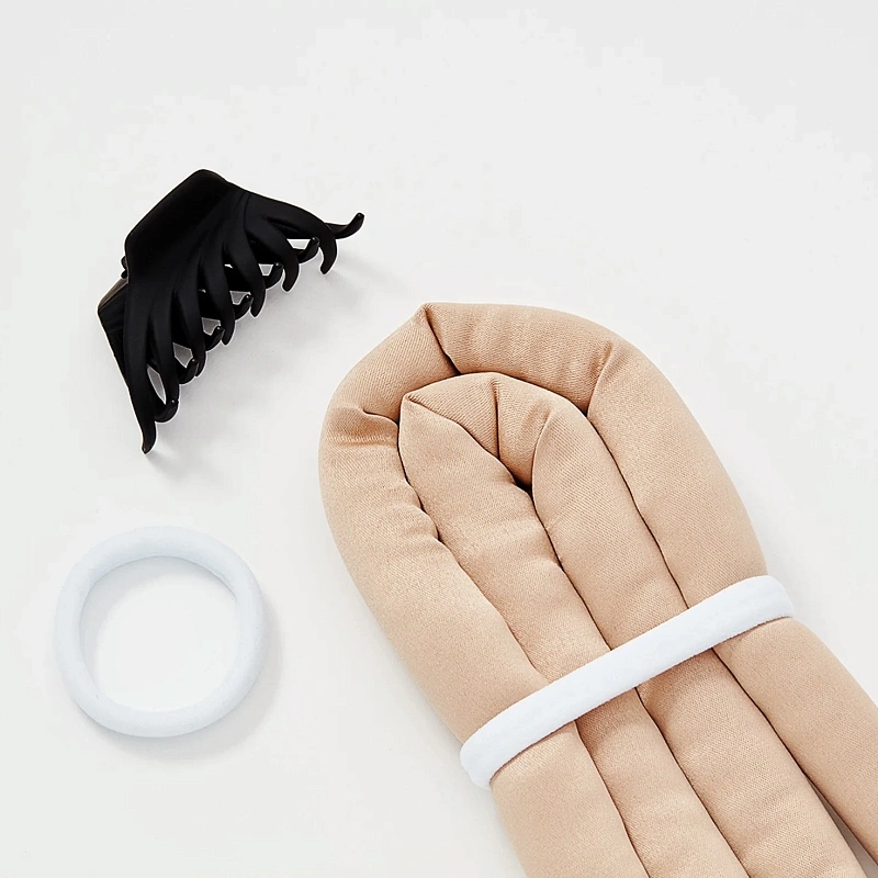 Мягкие бигуди из лебяжего пуха "Комплект jillas classic lite золотистый" по цене 690 ₽, размеры 200х150х40, для волос От лопаток до пояса