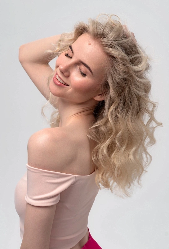 Мягкие бигуди из лебяжего пуха "Комплект jillas slim бордовый" по цене 1&nbsp;390 ₽, размеры 205х85х25, для волос От каре до пояса