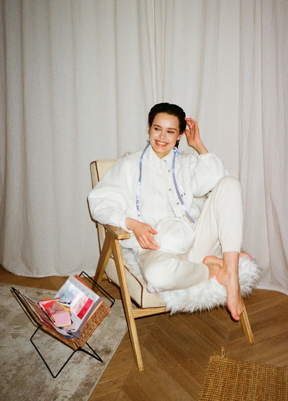 Мягкие бигуди из лебяжего пуха "Комплект jillas slim elegant голубой" по цене 1&nbsp;390 ₽, размеры 205х85х25, для волос От каре до пояса