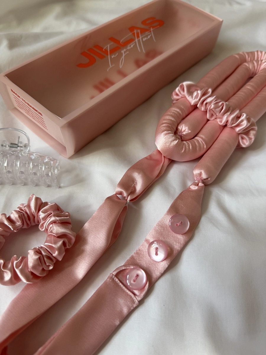 Мягкие бигуди "Комплект jillas mini elegant с пуговицами, светло-розовый" по цене 1 890 ₽ для волос От плеч до пояса