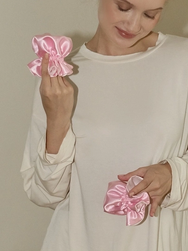 Мягкие бигуди из лебяжего пуха "Комплект jillas classic compact розовый" по цене 1&nbsp;990 ₽, размеры 250х100х45, для волос От лопаток до пояса