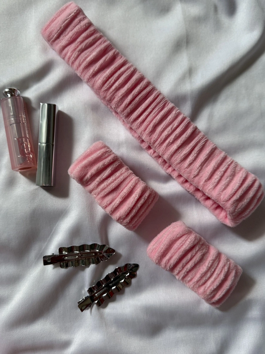 Набор повязок для умывания jillas из велюра, розовый, 4,5 см по цене 1 290 ₽