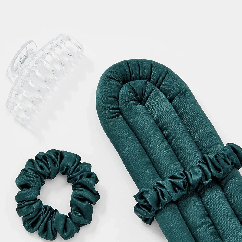 Мягкие бигуди из лебяжего пуха "Комплект jillas mini изумрудный" по цене ₽1,390, размеры 235х85х40, для волос От плеч до пояса