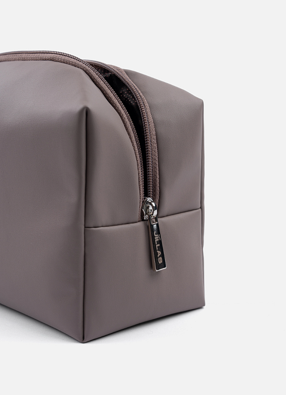 Косметичка jillas из искусственной кожи, M, серый по цене 1&nbsp;890 ₽, размеры 300х200х30