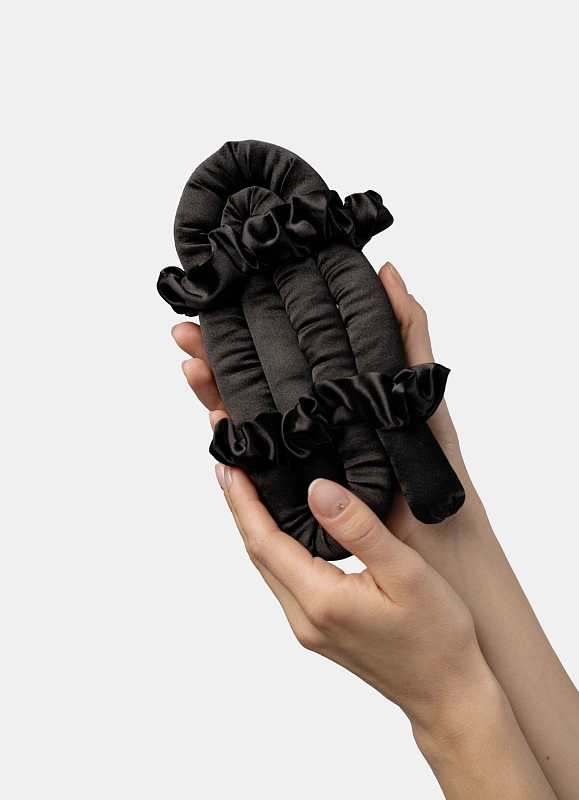 Мягкие бигуди из лебяжего пуха "Комплект jillas classic черный" по цене 1&nbsp;390 ₽, размеры 255х105х50, для волос От лопаток до пояса