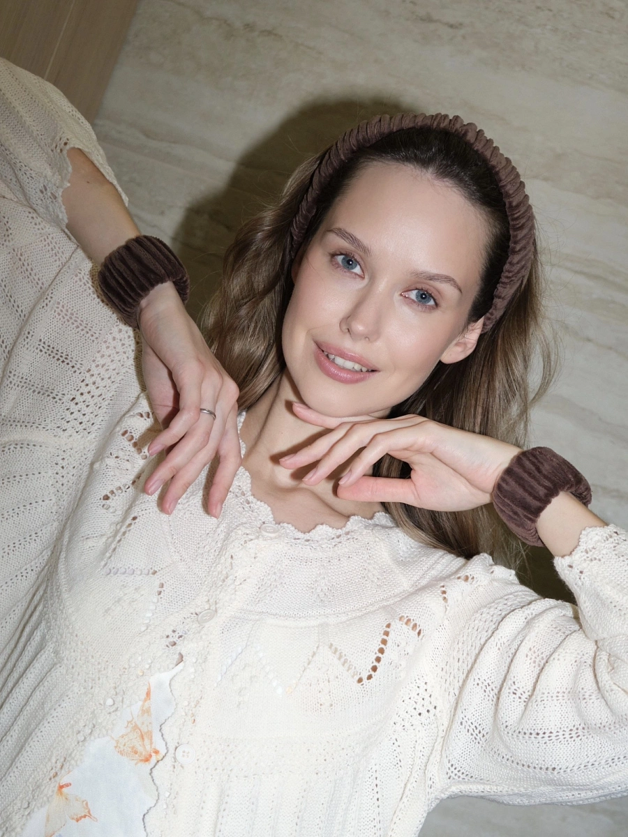 Набор повязок для умывания jillas из велюра, коричневый, 4,5 см по цене 1 290 ₽