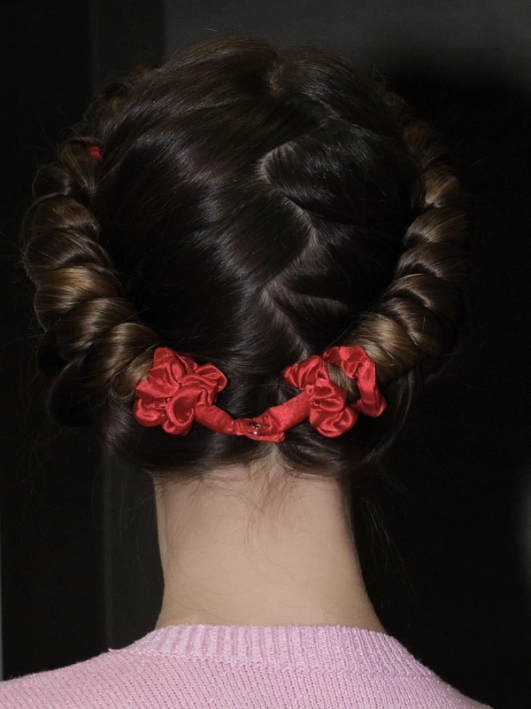 Мягкие бигуди из лебяжего пуха "Комплект jillas slim compact 2.0, красный" по цене 1&nbsp;890 ₽, размеры 205х85х25, для волос От каре до пояса