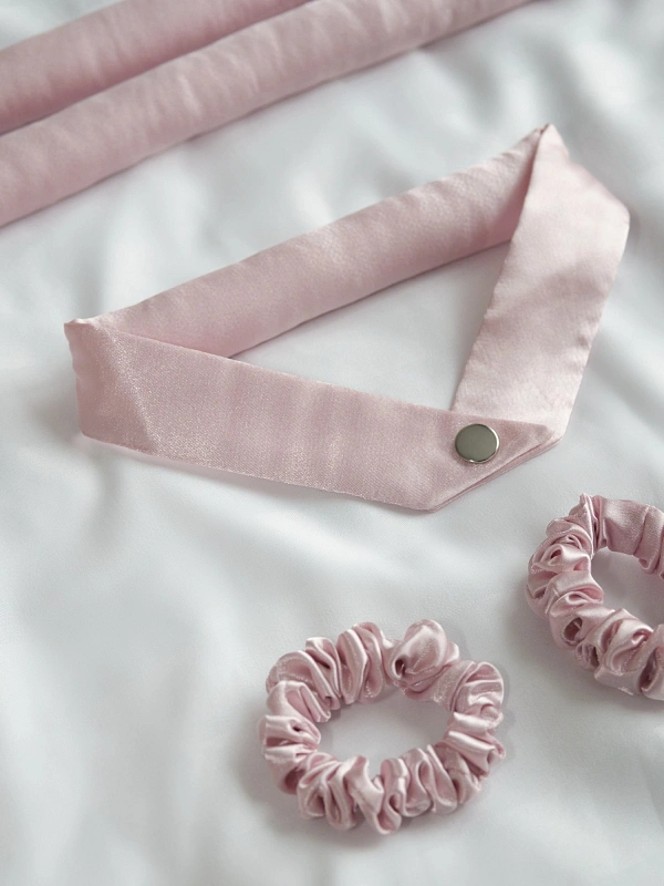 Мягкие бигуди из лебяжего пуха "Комплект jillas classic compact 2.0, светло-розовый" по цене 2&nbsp;290 ₽, размеры 255х105х50, для волос От лопаток до пояса