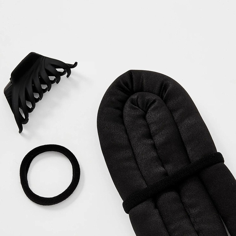 Мягкие бигуди из лебяжего пуха "Комплект jillas classic lite черный" по цене 690 ₽, размеры 200х150х40, для волос От лопаток до пояса