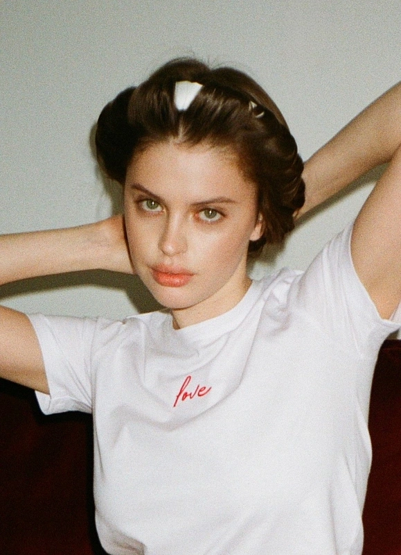 Мягкие бигуди из лебяжего пуха "Комплект jillas classic lite молочный" по цене 690 ₽, размеры 200х150х40, для волос От лопаток до пояса