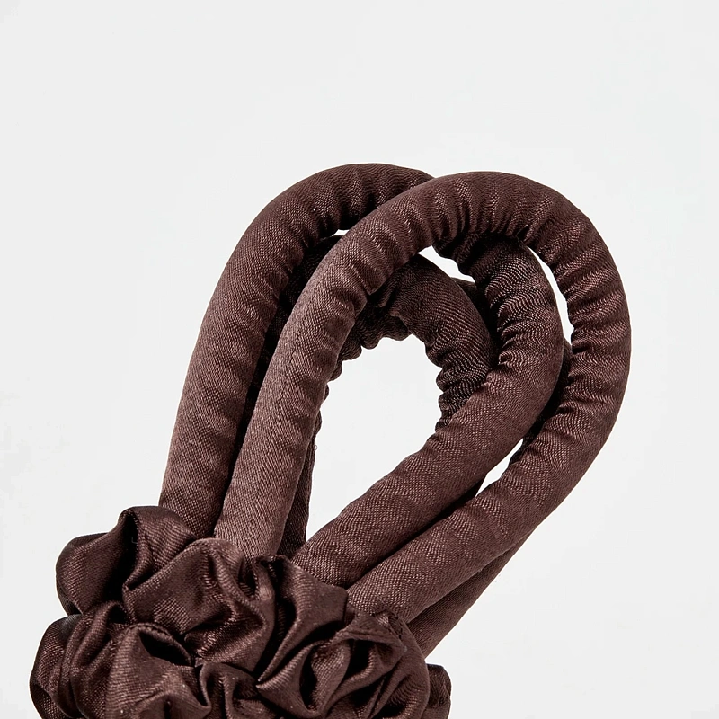 Мягкие бигуди из лебяжего пуха "Комплект jillas slim коричневый" по цене ₽1,390, размеры 205х85х25, для волос От каре до пояса