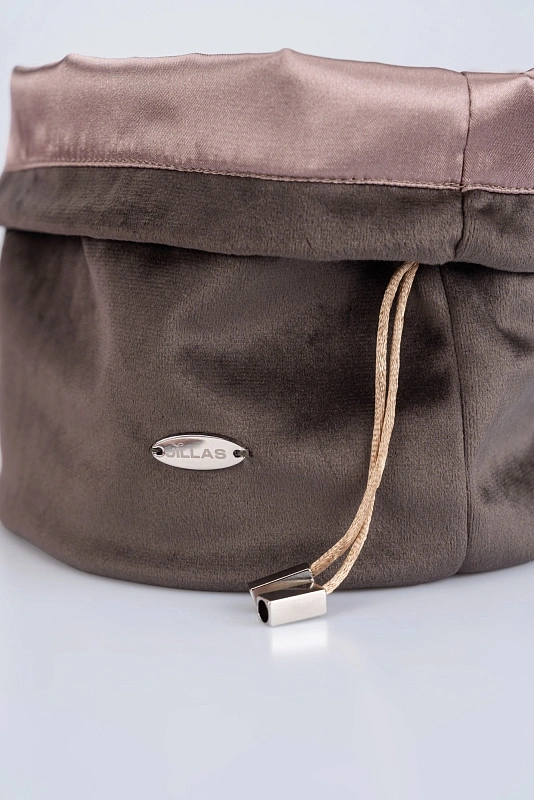 Мягкие бигуди из лебяжего пуха "Набор jillas for sleep, капучино" по цене 2&nbsp;990 ₽, размеры 215х175х75, для волос От плеч до пояса