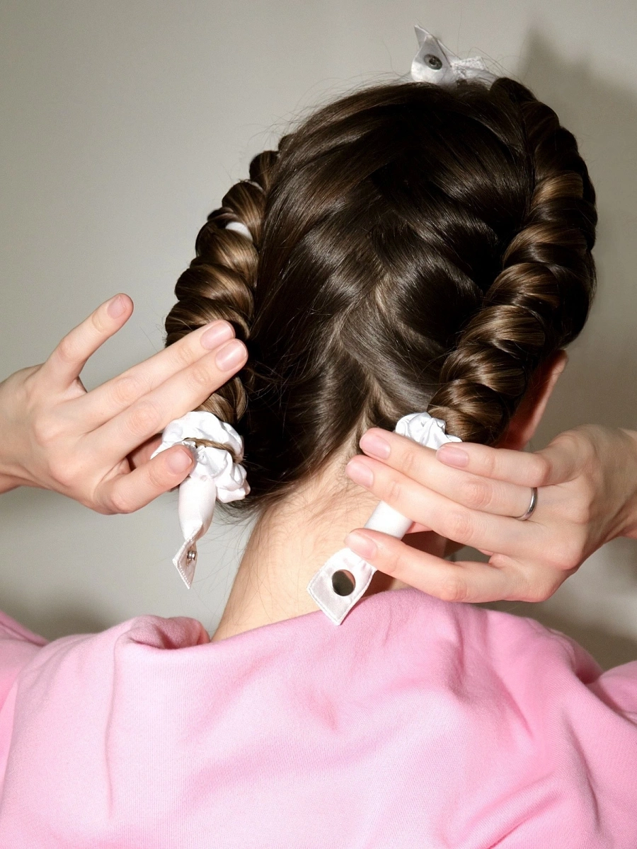 Мягкие бигуди "Комплект jillas mini compact 2.0, белый" по цене 2&nbsp;290 ₽ для волос От плеч до пояса