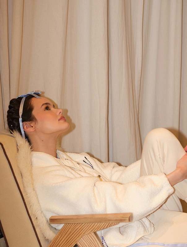 Мягкие бигуди из лебяжего пуха "Комплект jillas slim elegant голубой" по цене 1&nbsp;390 ₽, размеры 205х85х25, для волос От каре до пояса