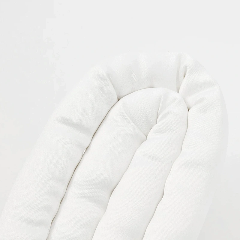 Мягкие бигуди из лебяжего пуха "Комплект jillas classic lite молочный" по цене 690 ₽, размеры 200х150х40, для волос От лопаток до пояса