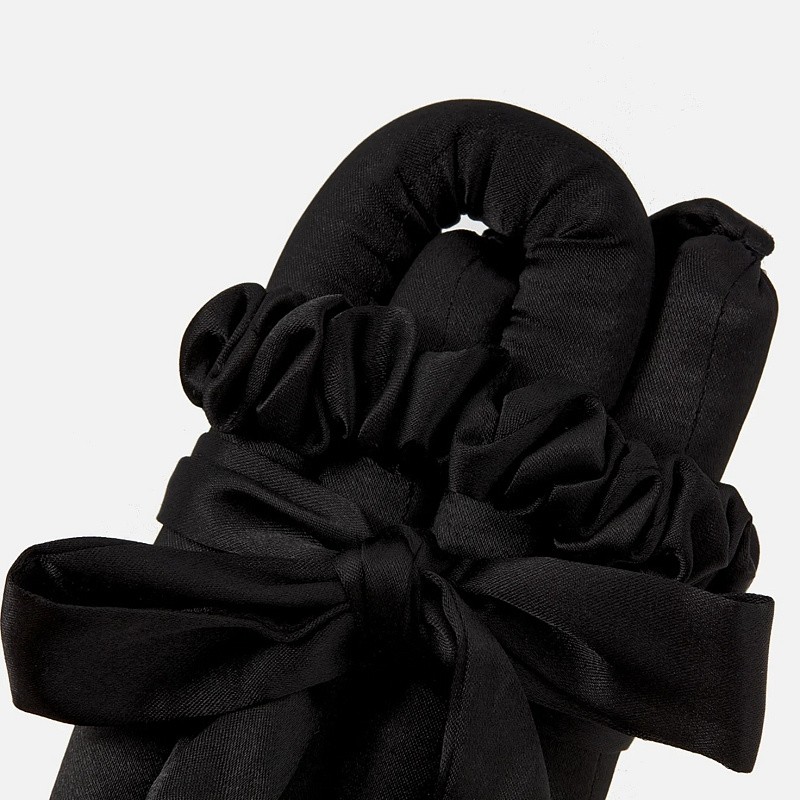 Мягкие бигуди из лебяжего пуха "Комплект jillas mini elegant черный" по цене 1&nbsp;590 ₽, размеры 235х85х40, для волос От плеч до пояса