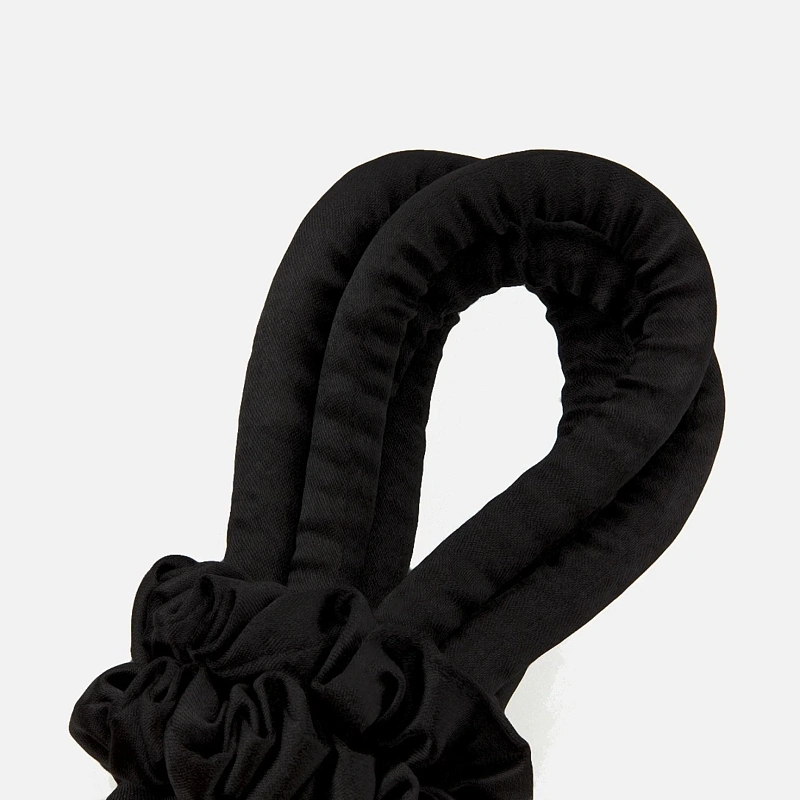 Мягкие бигуди из лебяжего пуха "Комплект jillas slim черный" по цене 1&nbsp;390 ₽, размеры 205х85х25, для волос От каре до пояса