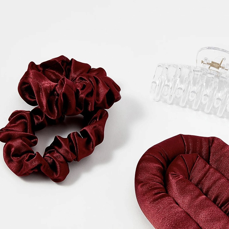 Мягкие бигуди из лебяжего пуха "Комплект jillas classic бордовый" по цене 1&nbsp;390 ₽, размеры 255х105х50, для волос От лопаток до пояса