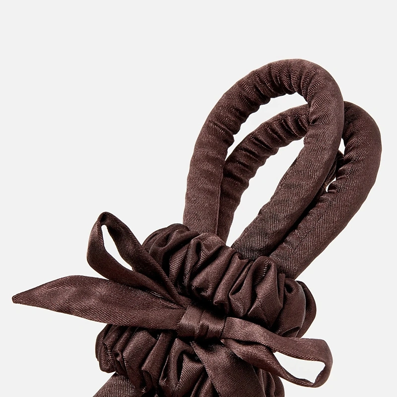 Мягкие бигуди из лебяжего пуха "Комплект jillas slim elegant коричневый" по цене 1&nbsp;390 ₽, размеры 205х85х25, для волос От каре до пояса