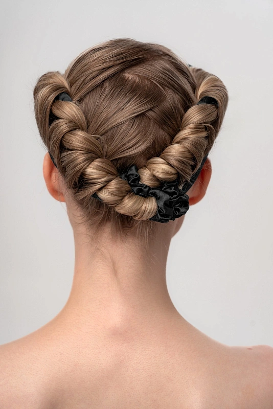 Мягкие бигуди из лебяжего пуха "Комплект jillas slim черный" по цене 1&nbsp;390 ₽, размеры 205х85х25, для волос От каре до пояса